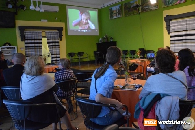 Zdjęcie w galerii na portalu naszwodzislaw.com: Obrazy na ludzkim ciele w Miejskim Ośrodku Kultury w Radlinie  wiadomości z regionu