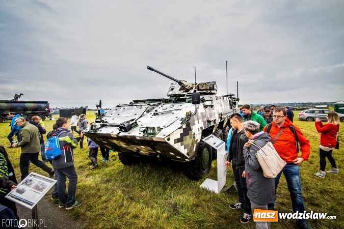 Zdjęcie w galerii na portalu naszwodzislaw.com: Samoloty, śmigłowce i podniebne pokazy, czyli Dni NATO w Ostrawie wiadomości z regionu