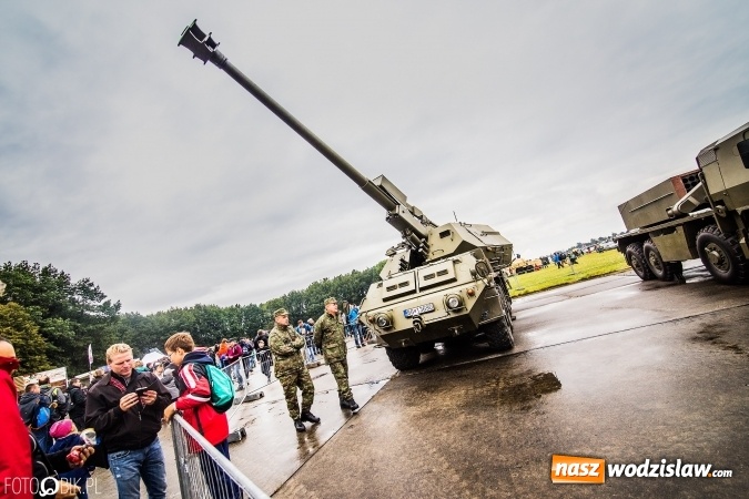 Zdjęcie w galerii na portalu naszwodzislaw.com: Samoloty, śmigłowce i podniebne pokazy, czyli Dni NATO w Ostrawie wiadomości z regionu