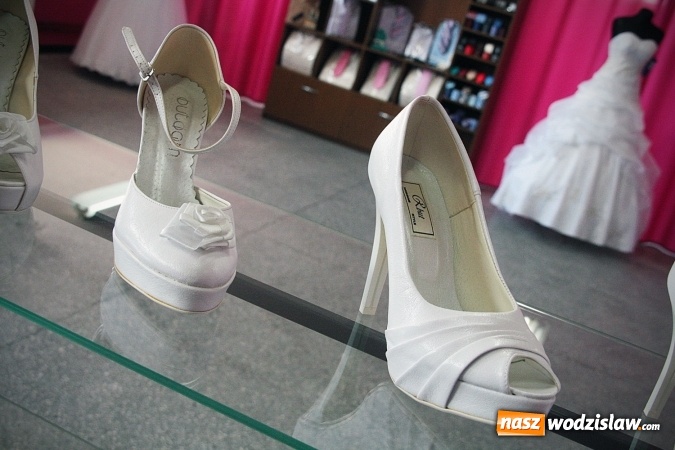 Zdjęcie w galerii na portalu naszwodzislaw.com: W tym miejscu każda, nawet najbardziej wymagająca kobieta znajdzie kreację dla siebie! Zapraszamy do rydułtowskiego salonu DIORI wiadomości z regionu