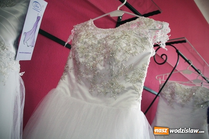Zdjęcie w galerii na portalu naszwodzislaw.com: W tym miejscu każda, nawet najbardziej wymagająca kobieta znajdzie kreację dla siebie! Zapraszamy do rydułtowskiego salonu DIORI wiadomości z regionu
