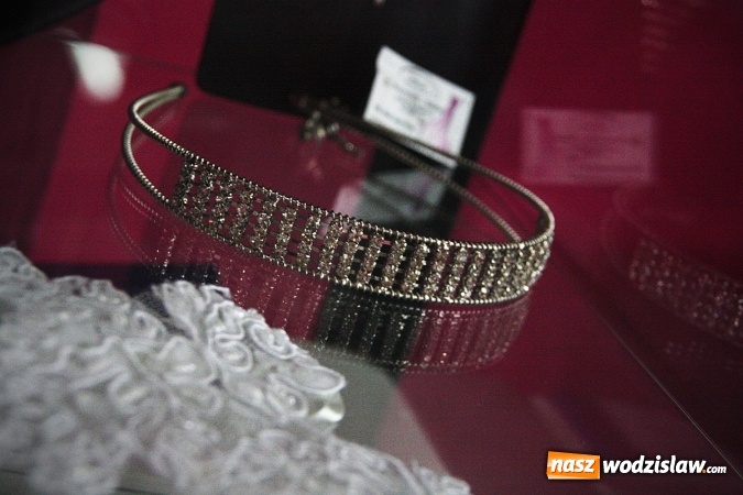 Zdjęcie w galerii na portalu naszwodzislaw.com: W tym miejscu każda, nawet najbardziej wymagająca kobieta znajdzie kreację dla siebie! Zapraszamy do rydułtowskiego salonu DIORI wiadomości z regionu
