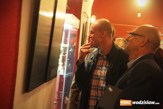 Zdjęcie w galerii na portalu naszwodzislaw.com: Zorganizowano wystawę poświęconą śp. Zbigniewowi Marszałkowskiemu  wiadomości z regionu