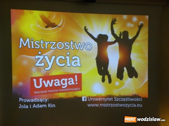 Zdjęcie w galerii na portalu naszwodzislaw.com: Poradnik Mistrzowskiego Życia. Adam Kin gościł w wodzisławskiej Bibliotece  wiadomości z regionu