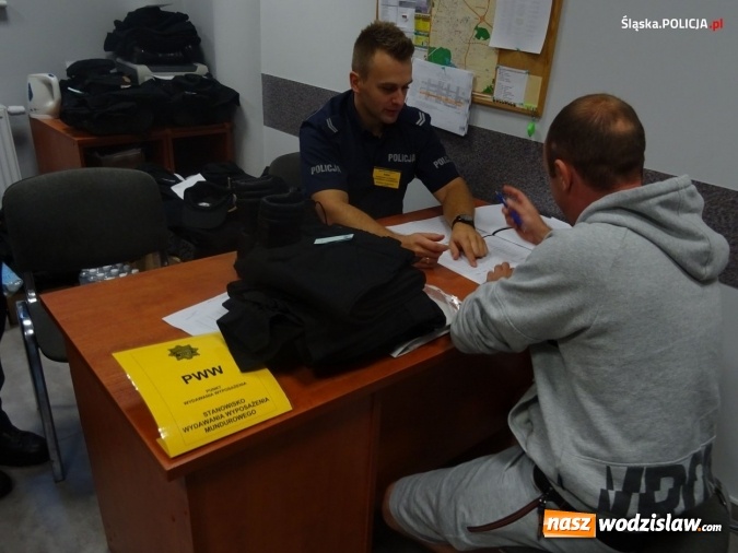 Zdjęcie w galerii na portalu naszwodzislaw.com: Śląska policja sprawdza rezerwy. Ćwiczenia mobilizacyjne EGIDA-17 wiadomości z regionu