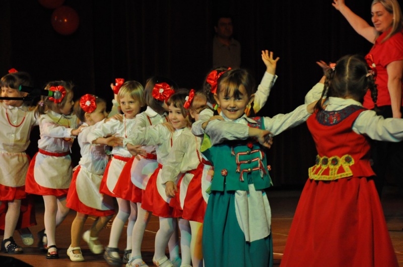 Zdjęcie w galerii na portalu naszwodzislaw.com: Przedszkolaki promują Polskę! wiadomości z regionu