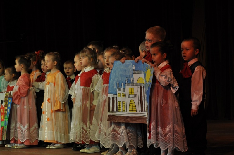 Zdjęcie w galerii na portalu naszwodzislaw.com: Przedszkolaki promują Polskę! wiadomości z regionu