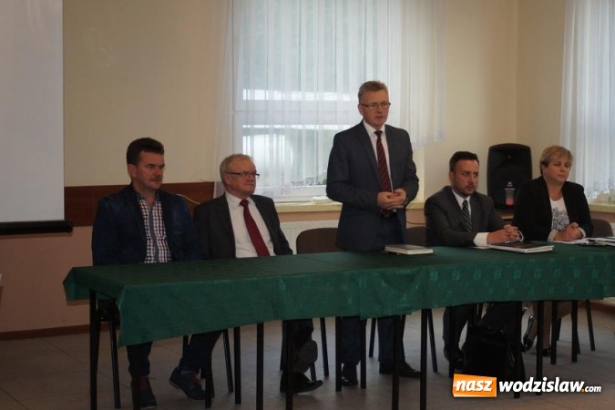 Zdjęcie w galerii na portalu naszwodzislaw.com: Po zebraniach wiejskich w Połomi i Gogołowej - mieszkańcy podzielili fundusz  wiadomości z regionu