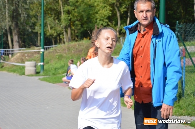 Zdjęcie w galerii na portalu naszwodzislaw.com: Ćwierćwiecze Biegu Gazety Wodzisławskiej. Za nami jubileuszowa edycja. Na starcie stanęło 350 osób wiadomości z regionu