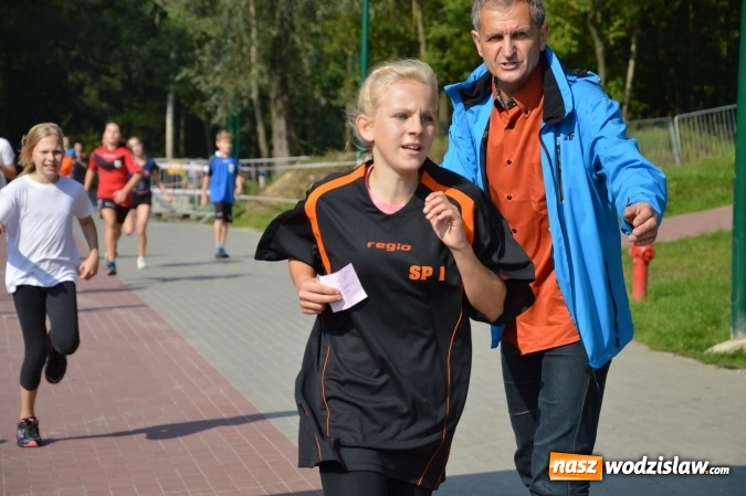 Zdjęcie w galerii na portalu naszwodzislaw.com: Ćwierćwiecze Biegu Gazety Wodzisławskiej. Za nami jubileuszowa edycja. Na starcie stanęło 350 osób wiadomości z regionu