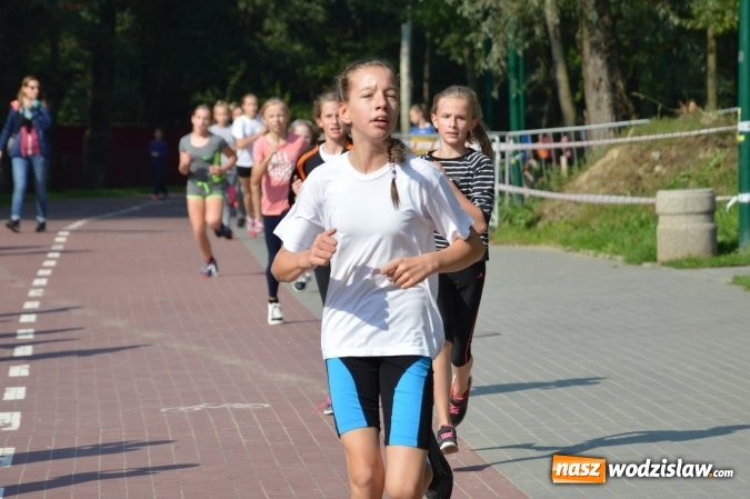 Zdjęcie w galerii na portalu naszwodzislaw.com: Ćwierćwiecze Biegu Gazety Wodzisławskiej. Za nami jubileuszowa edycja. Na starcie stanęło 350 osób wiadomości z regionu