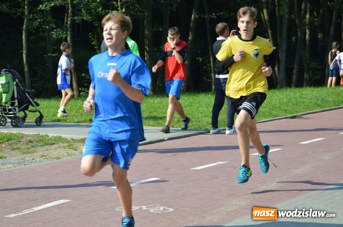 Zdjęcie w galerii na portalu naszwodzislaw.com: Ćwierćwiecze Biegu Gazety Wodzisławskiej. Za nami jubileuszowa edycja. Na starcie stanęło 350 osób wiadomości z regionu