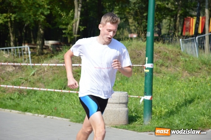Zdjęcie w galerii na portalu naszwodzislaw.com: Ćwierćwiecze Biegu Gazety Wodzisławskiej. Za nami jubileuszowa edycja. Na starcie stanęło 350 osób wiadomości z regionu