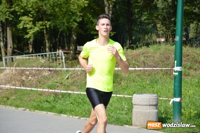 Zdjęcie w galerii na portalu naszwodzislaw.com: Ćwierćwiecze Biegu Gazety Wodzisławskiej. Za nami jubileuszowa edycja. Na starcie stanęło 350 osób wiadomości z regionu