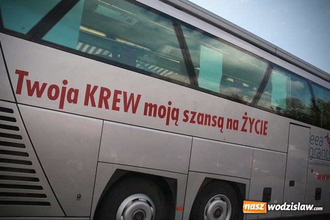 Zdjęcie w galerii na portalu naszwodzislaw.com: Lekarze kontra samorządowcy. Zagrali charytatywnie na rzecz rydułtowskiej pediatrii. Będzie rewanż  wiadomości z regionu