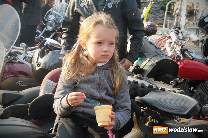 Zdjęcie w galerii na portalu naszwodzislaw.com: Ponad 200 jednośladów zjechało do Marklowic  wiadomości z regionu