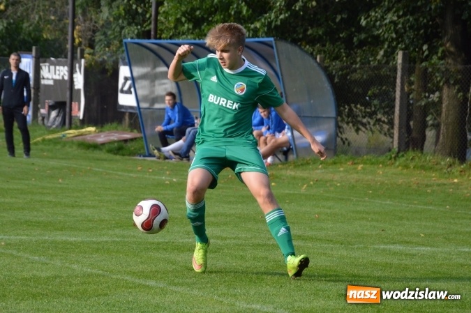 Zdjęcie w galerii na portalu naszwodzislaw.com: Skromne zwycięstwo Naprzodu Syrynia wiadomości z regionu