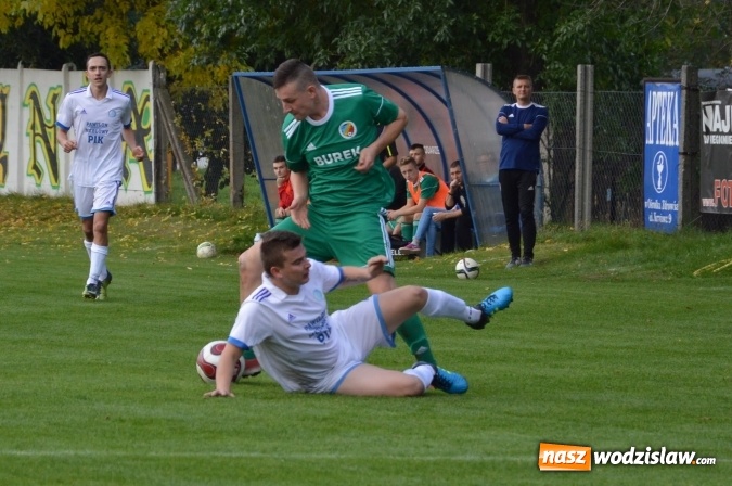 Zdjęcie w galerii na portalu naszwodzislaw.com: Skromne zwycięstwo Naprzodu Syrynia wiadomości z regionu