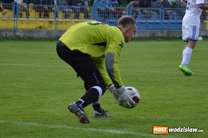 Zdjęcie w galerii na portalu naszwodzislaw.com: Skromne zwycięstwo Naprzodu Syrynia wiadomości z regionu