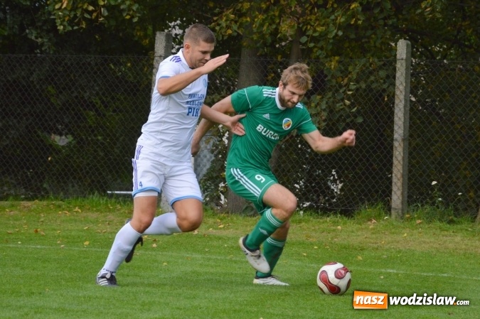 Zdjęcie w galerii na portalu naszwodzislaw.com: Skromne zwycięstwo Naprzodu Syrynia wiadomości z regionu