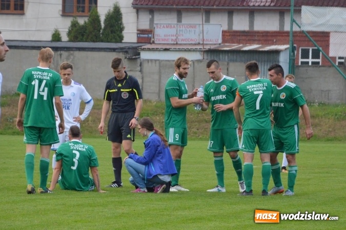 Zdjęcie w galerii na portalu naszwodzislaw.com: Skromne zwycięstwo Naprzodu Syrynia wiadomości z regionu