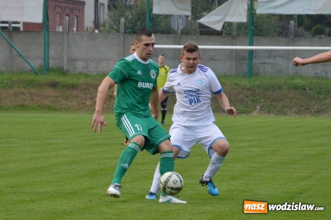 Zdjęcie w galerii na portalu naszwodzislaw.com: Skromne zwycięstwo Naprzodu Syrynia wiadomości z regionu