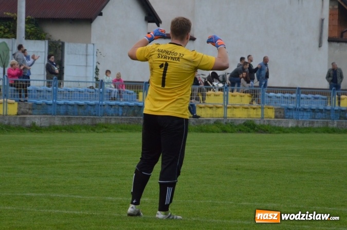 Zdjęcie w galerii na portalu naszwodzislaw.com: Skromne zwycięstwo Naprzodu Syrynia wiadomości z regionu