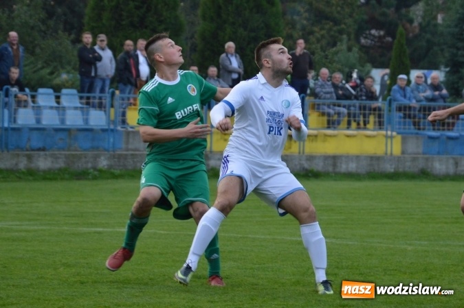 Zdjęcie w galerii na portalu naszwodzislaw.com: Skromne zwycięstwo Naprzodu Syrynia wiadomości z regionu