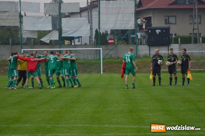 Zdjęcie w galerii na portalu naszwodzislaw.com: Skromne zwycięstwo Naprzodu Syrynia wiadomości z regionu