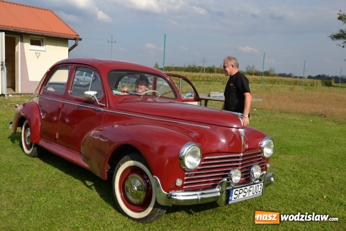 Zdjęcie w galerii na portalu naszwodzislaw.com: Miłośnicy oldtimerów zakończyli sezon motorowy  wiadomości z regionu
