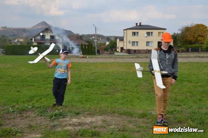 Zdjęcie w galerii na portalu naszwodzislaw.com: Latawiec w Radlinie ma swoje święto wiadomości z regionu