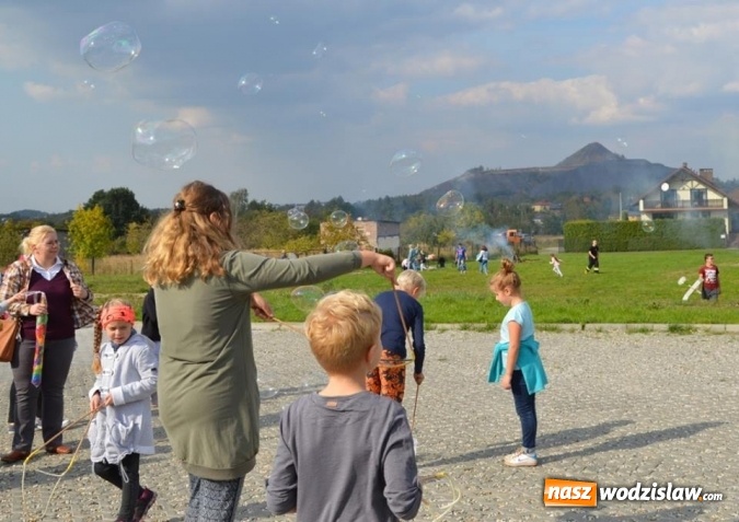 Zdjęcie w galerii na portalu naszwodzislaw.com: Latawiec w Radlinie ma swoje święto wiadomości z regionu