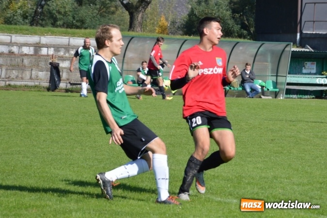 Zdjęcie w galerii na portalu naszwodzislaw.com: Rezerwy Górnika Pszów przegrały z Wichrem Płonia wiadomości z regionu
