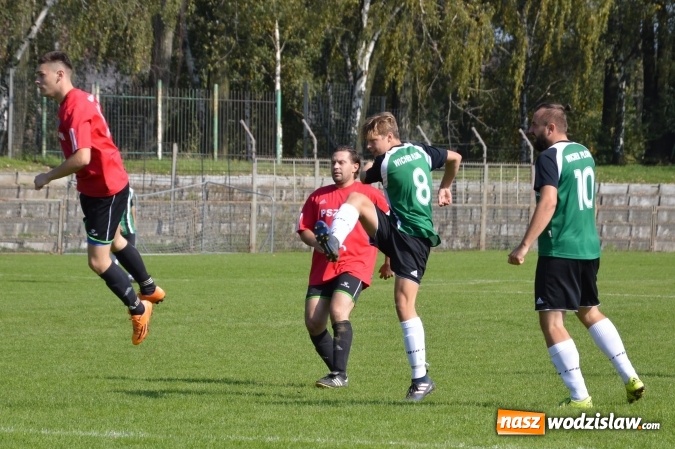 Zdjęcie w galerii na portalu naszwodzislaw.com: Rezerwy Górnika Pszów przegrały z Wichrem Płonia wiadomości z regionu