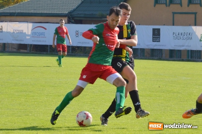 Zdjęcie w galerii na portalu naszwodzislaw.com: Niespodzianka w Turzy Śląskiej. Rudzki Buk z kompletem punktów wiadomości z regionu