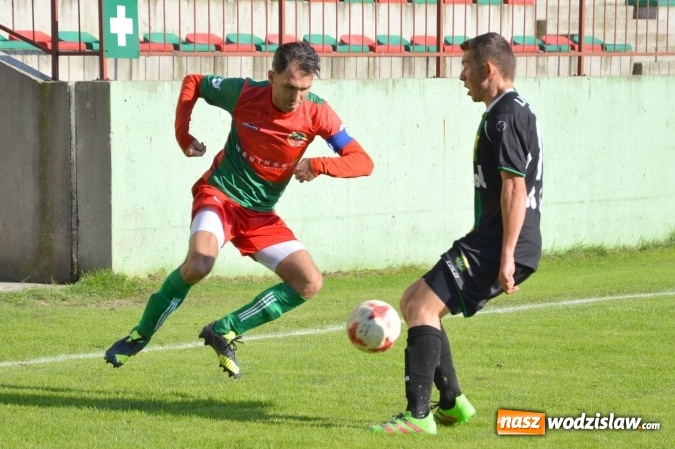 Zdjęcie w galerii na portalu naszwodzislaw.com: Niespodzianka w Turzy Śląskiej. Rudzki Buk z kompletem punktów wiadomości z regionu