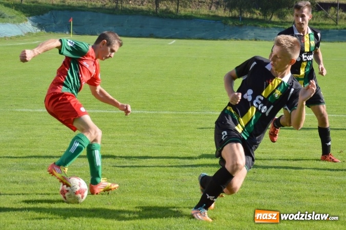 Zdjęcie w galerii na portalu naszwodzislaw.com: Niespodzianka w Turzy Śląskiej. Rudzki Buk z kompletem punktów wiadomości z regionu