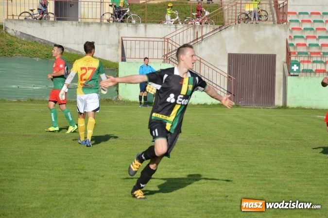 Zdjęcie w galerii na portalu naszwodzislaw.com: Niespodzianka w Turzy Śląskiej. Rudzki Buk z kompletem punktów wiadomości z regionu