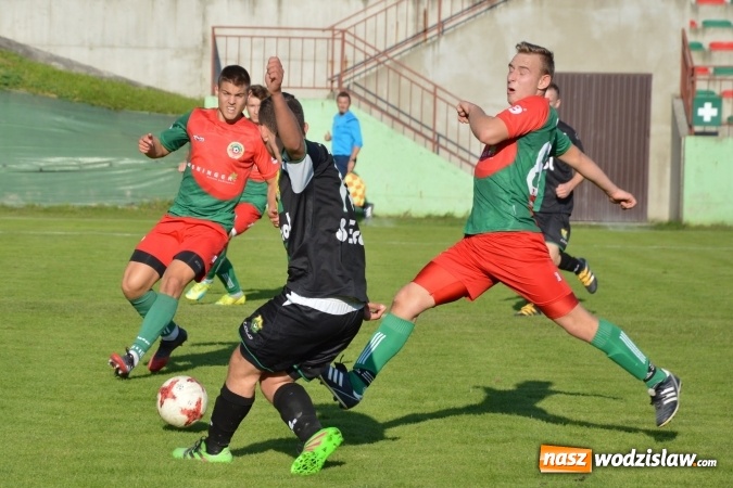 Zdjęcie w galerii na portalu naszwodzislaw.com: Niespodzianka w Turzy Śląskiej. Rudzki Buk z kompletem punktów wiadomości z regionu