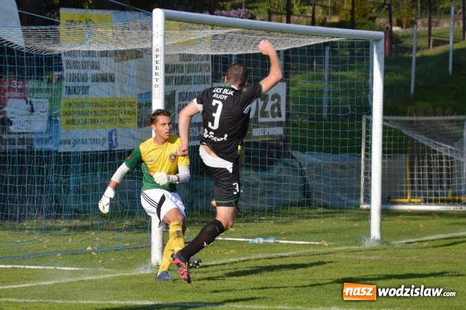 Zdjęcie w galerii na portalu naszwodzislaw.com: Niespodzianka w Turzy Śląskiej. Rudzki Buk z kompletem punktów wiadomości z regionu