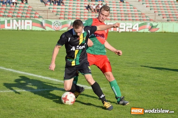 Zdjęcie w galerii na portalu naszwodzislaw.com: Niespodzianka w Turzy Śląskiej. Rudzki Buk z kompletem punktów wiadomości z regionu