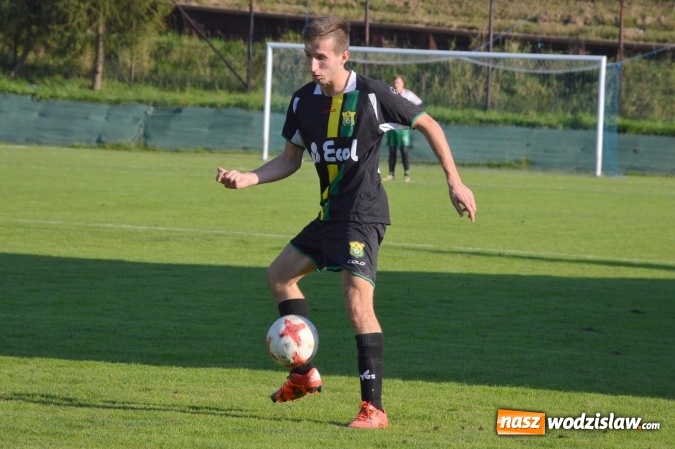 Zdjęcie w galerii na portalu naszwodzislaw.com: Niespodzianka w Turzy Śląskiej. Rudzki Buk z kompletem punktów wiadomości z regionu