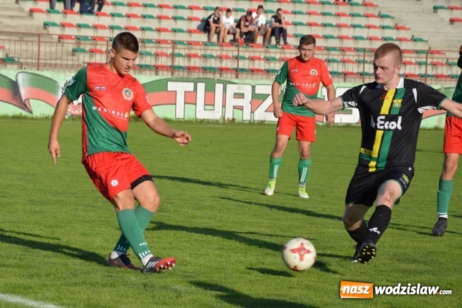 Zdjęcie w galerii na portalu naszwodzislaw.com: Niespodzianka w Turzy Śląskiej. Rudzki Buk z kompletem punktów wiadomości z regionu