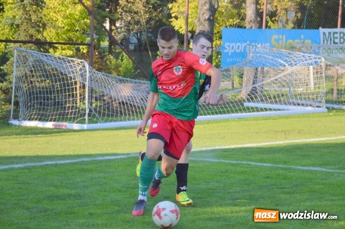 Zdjęcie w galerii na portalu naszwodzislaw.com: Niespodzianka w Turzy Śląskiej. Rudzki Buk z kompletem punktów wiadomości z regionu