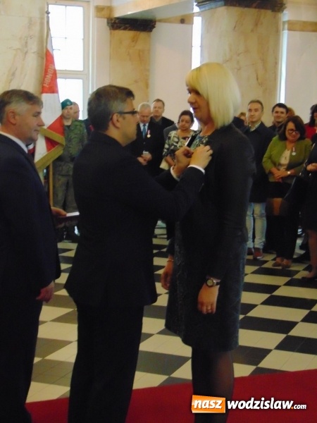 Zdjęcie w galerii na portalu naszwodzislaw.com: Urzędnicy z Godowa uhonorowani za  długoletnią służbę  wiadomości z regionu