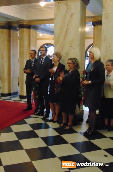 Zdjęcie w galerii na portalu naszwodzislaw.com: Urzędnicy z Godowa uhonorowani za  długoletnią służbę  wiadomości z regionu