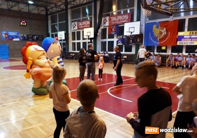 Zdjęcie w galerii na portalu naszwodzislaw.com: Udana inauguracja sezonu dla koszykarzy MKS Wodzisław Śląski  wiadomości z regionu