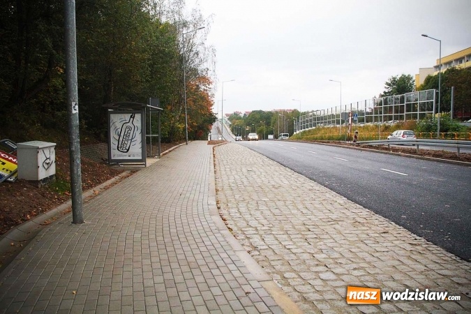 Zdjęcie w galerii na portalu naszwodzislaw.com: Ulica Matuszczyka jest już przejezdna w obu kierunkach!  wiadomości z regionu