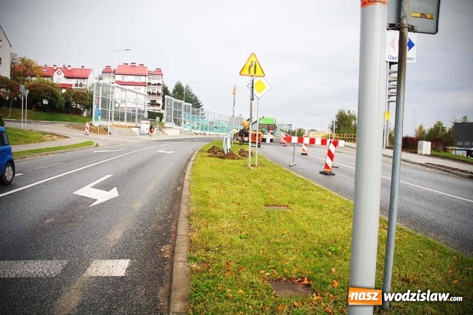 Zdjęcie w galerii na portalu naszwodzislaw.com: Ulica Matuszczyka jest już przejezdna w obu kierunkach!  wiadomości z regionu