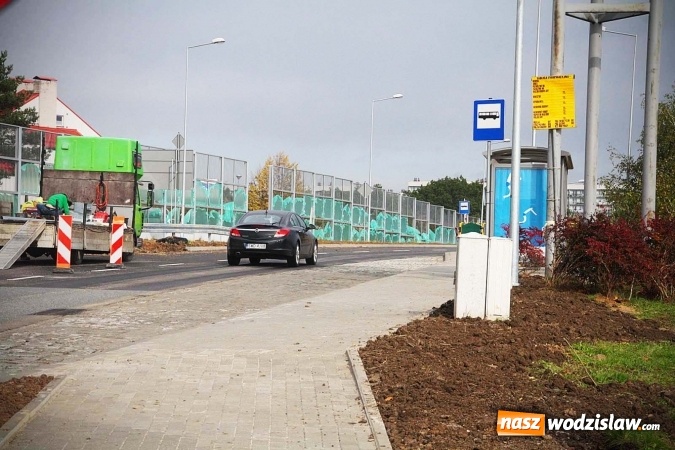 Zdjęcie w galerii na portalu naszwodzislaw.com: Ulica Matuszczyka jest już przejezdna w obu kierunkach!  wiadomości z regionu
